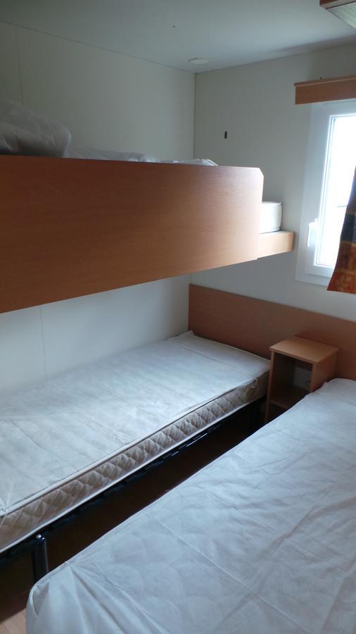 Camping De Kerurus Hotel Plounéour-Trez Стая снимка