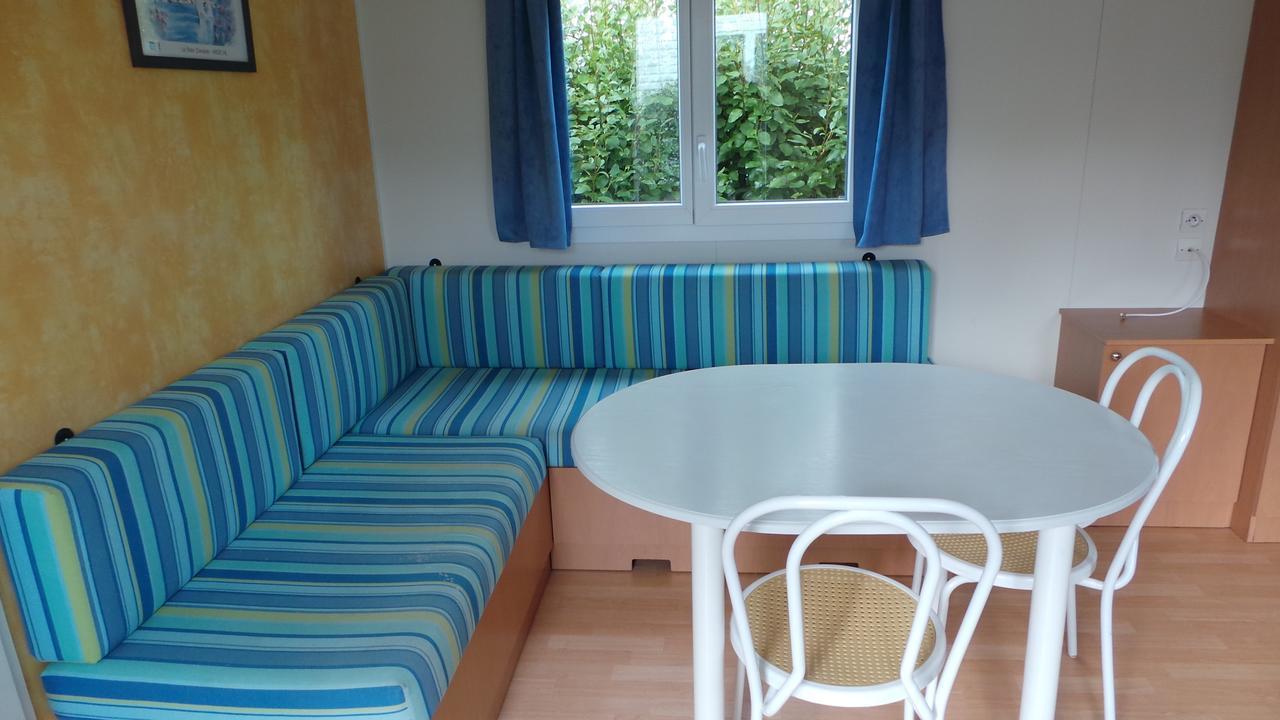 Camping De Kerurus Hotel Plounéour-Trez Стая снимка